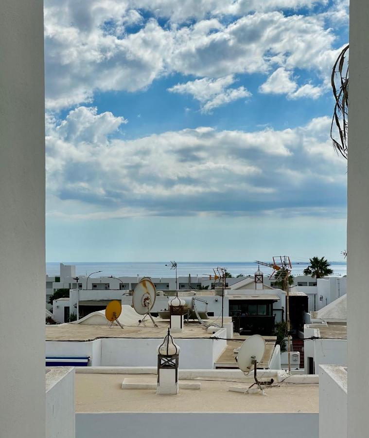 Cozy And Sunny Apartment Over The Rooftops Puerto del Carmen  Bagian luar foto